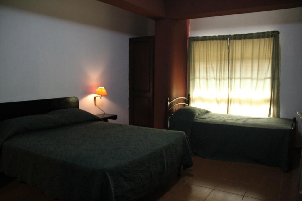 Hostal Condo-Parque ซานโตโดมิงโก ภายนอก รูปภาพ