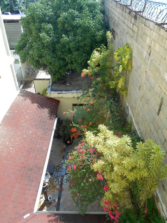 Hostal Condo-Parque ซานโตโดมิงโก ภายนอก รูปภาพ