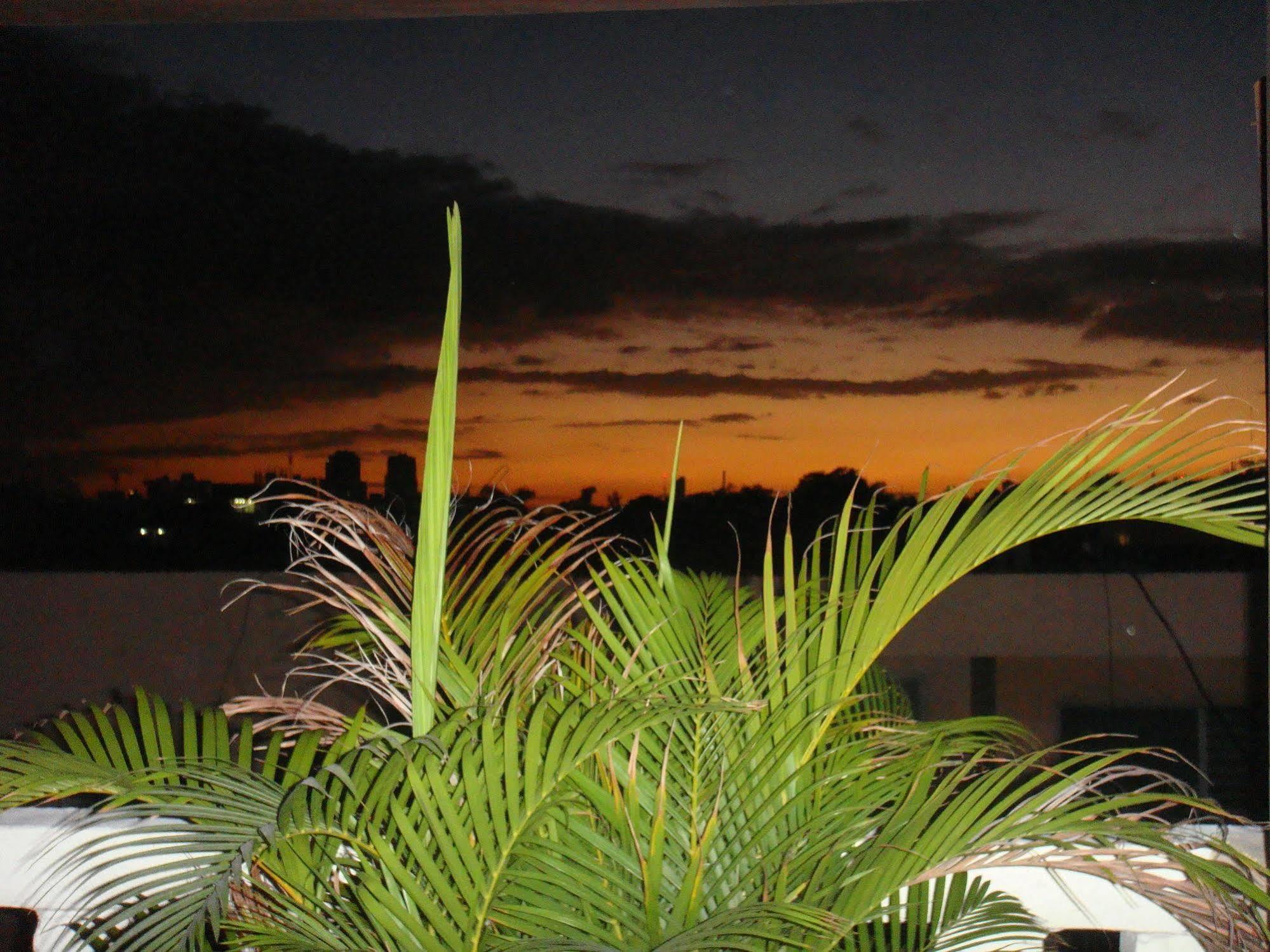 Hostal Condo-Parque ซานโตโดมิงโก ภายนอก รูปภาพ
